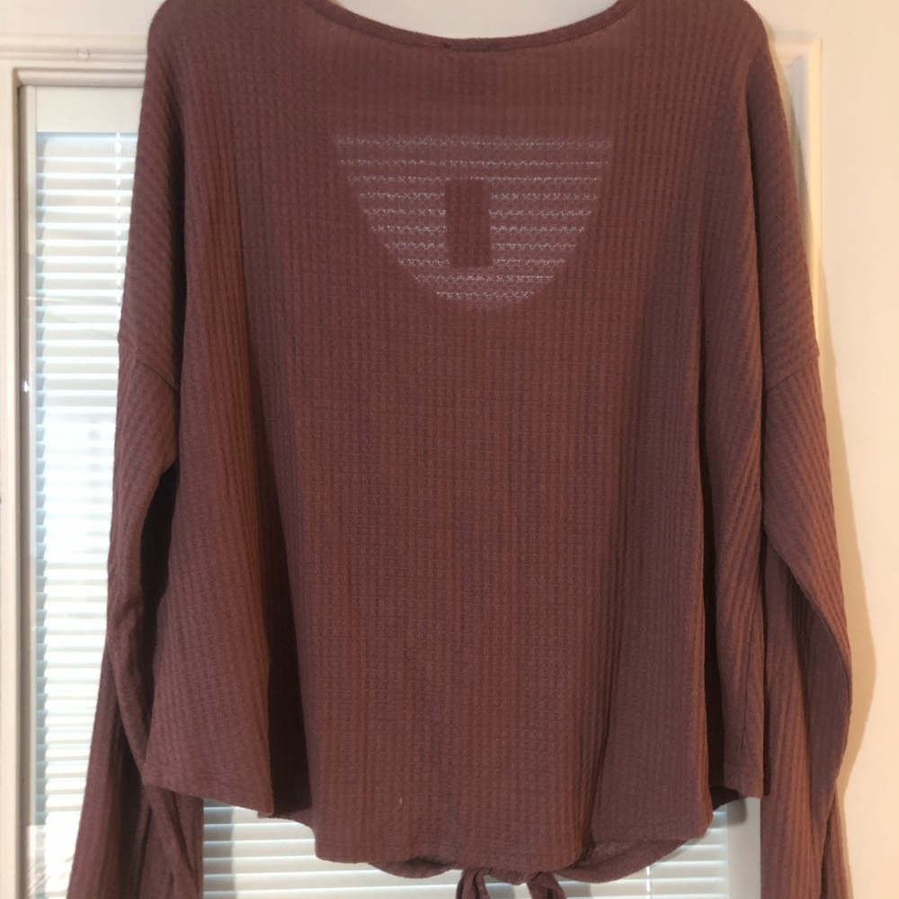 Express Top NWT - Picture 3 of 7